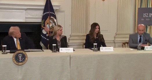 川普好像有点东西，，，