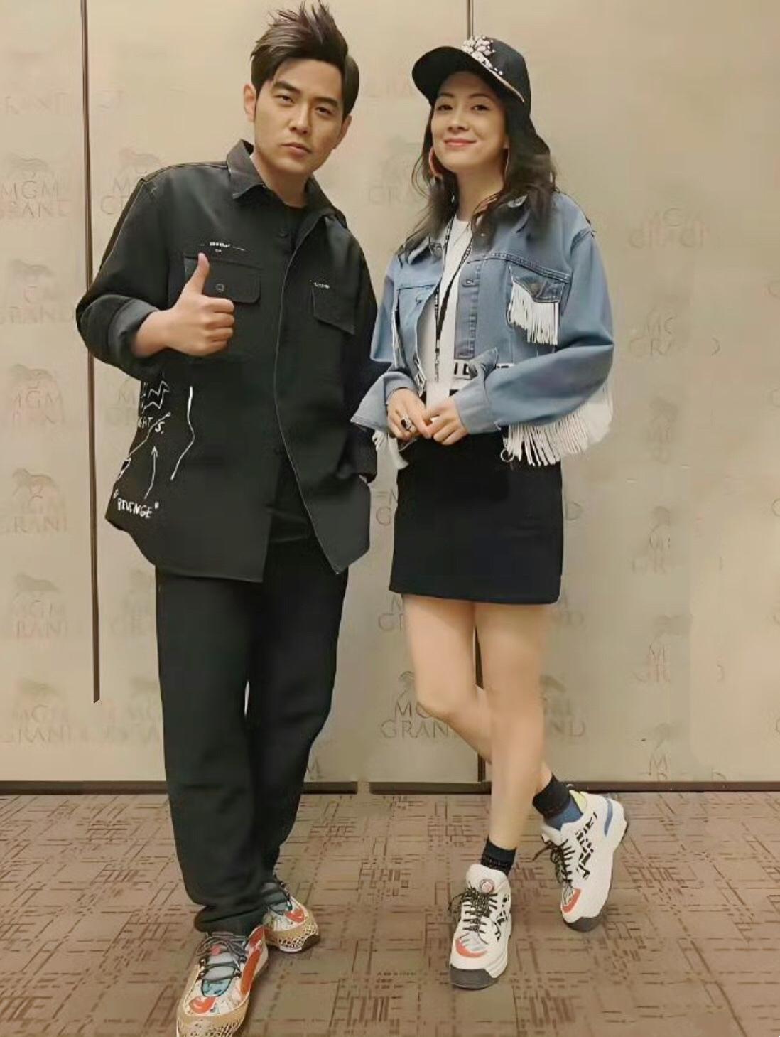 朋友说这么漂亮的女神，居然也离婚了，实在搞不懂！​​​女神离婚不是很正常？这个