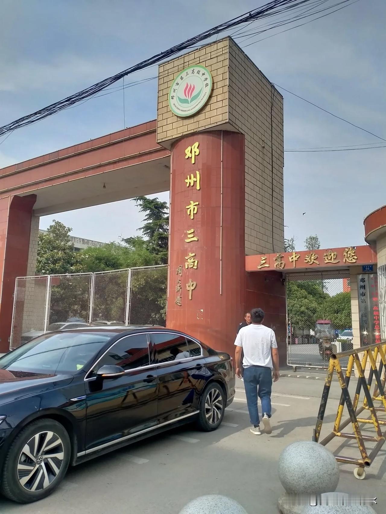 种子播于土壤之中，不但要有优良的种子，还需湿润的土壤，并且要有适宜的温度，这样才