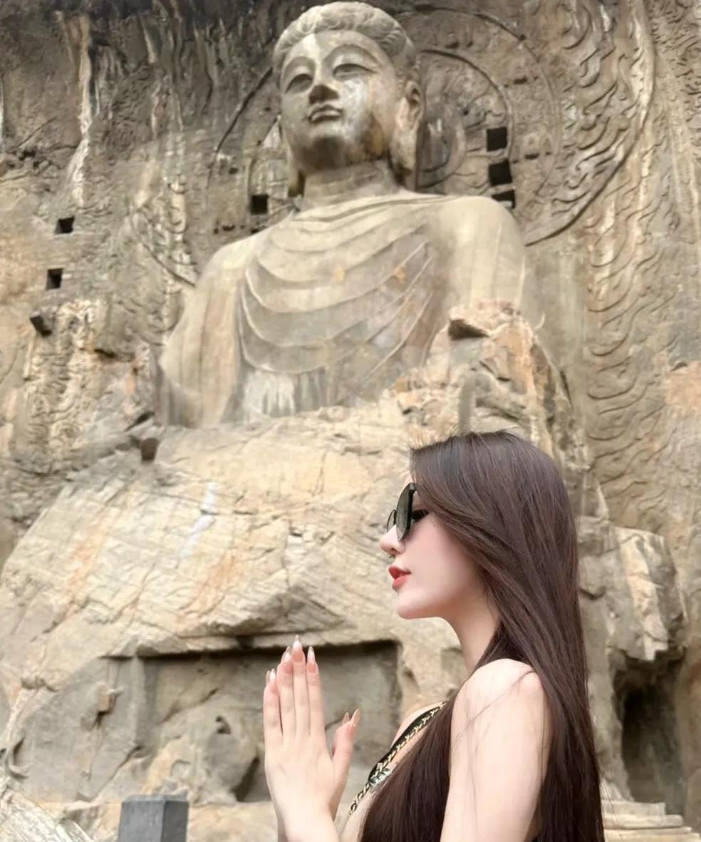 什么有情有义之人，最后都修了无情道；当一个人的思想越往上走，就会越感觉到他的无情