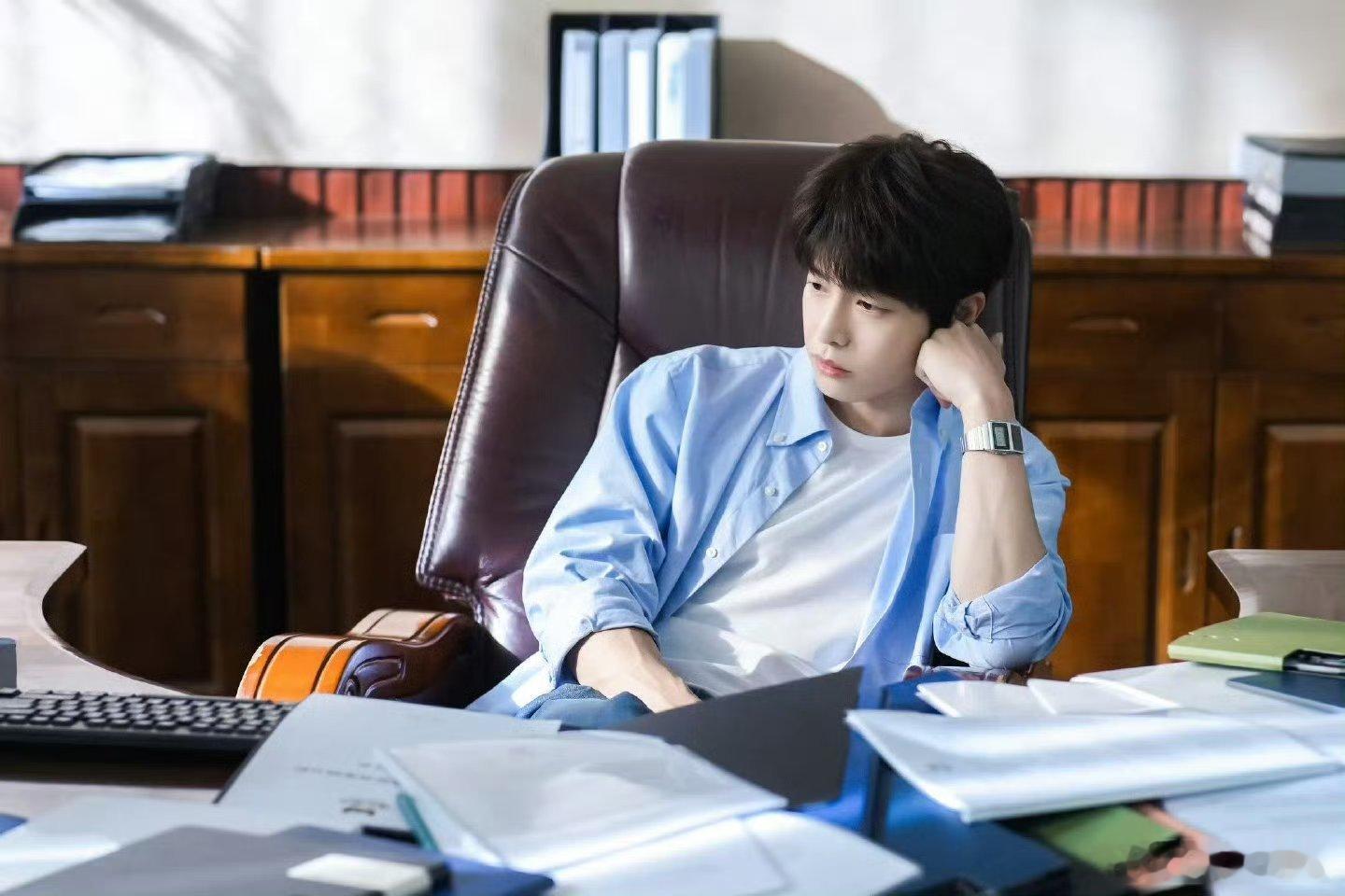 年会抽到最大奖是重在参与奖全世界都开心，只有裴总受伤，这参与奖太扎心了！