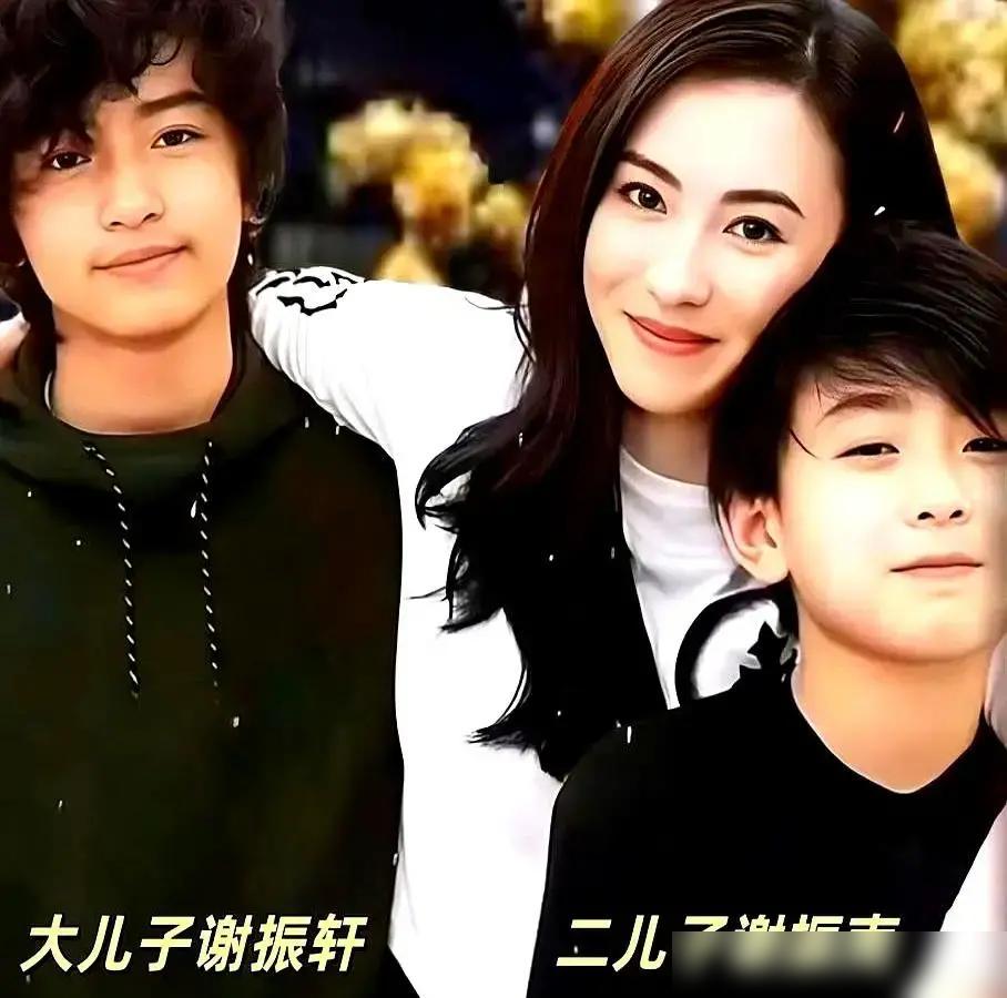 你看张柏芝晒三胎金发儿子了吧？网友疯猜生父，却漏了她每年8000万的进账！谢