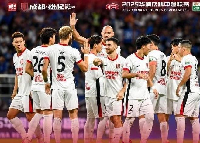 五战全胜，拿下队史第一个冠军，这个可以有！中超联赛冠军争夺进入关键期，排名第一的