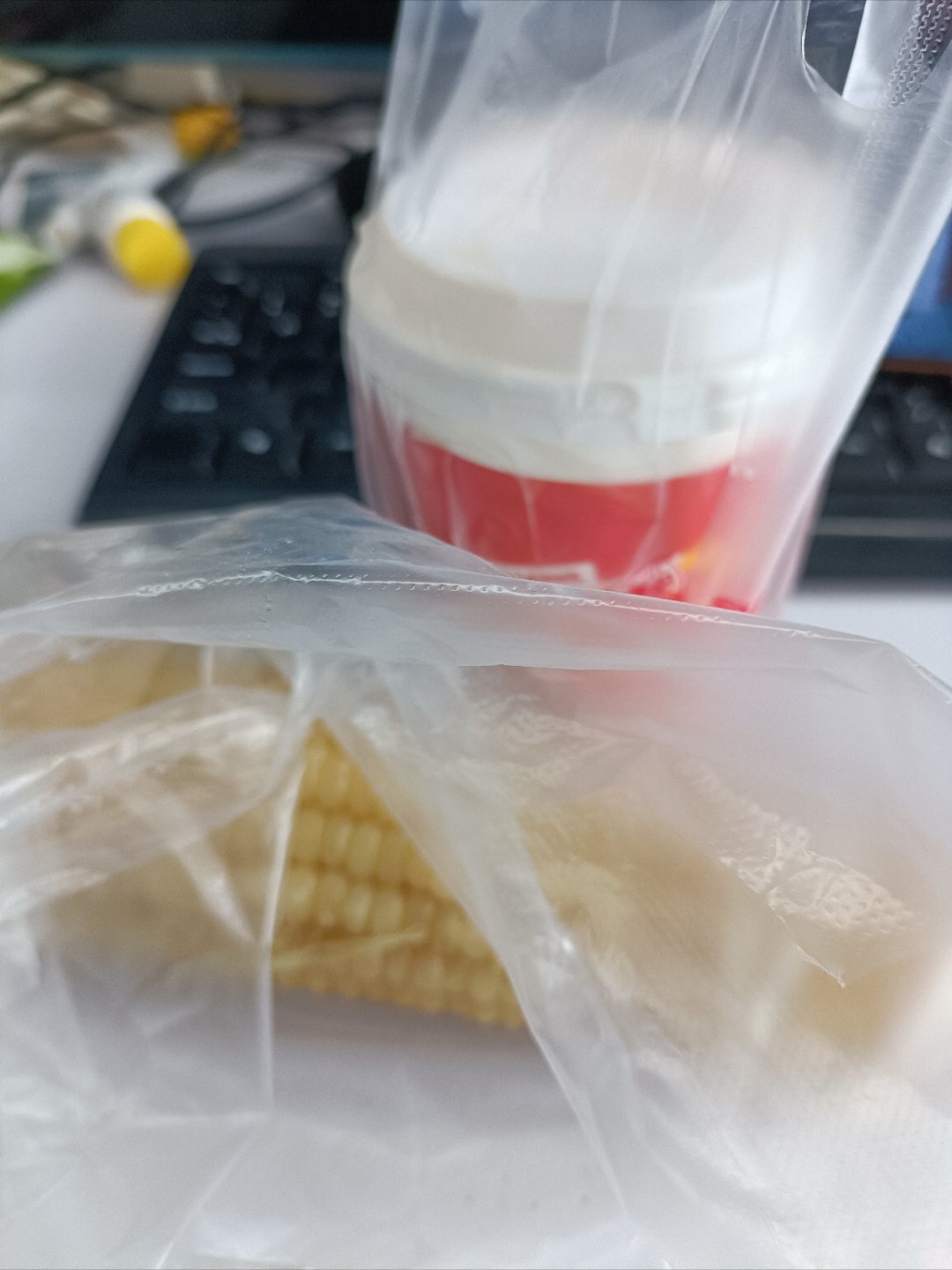 吃玉米🌽我的快乐源泉​​​