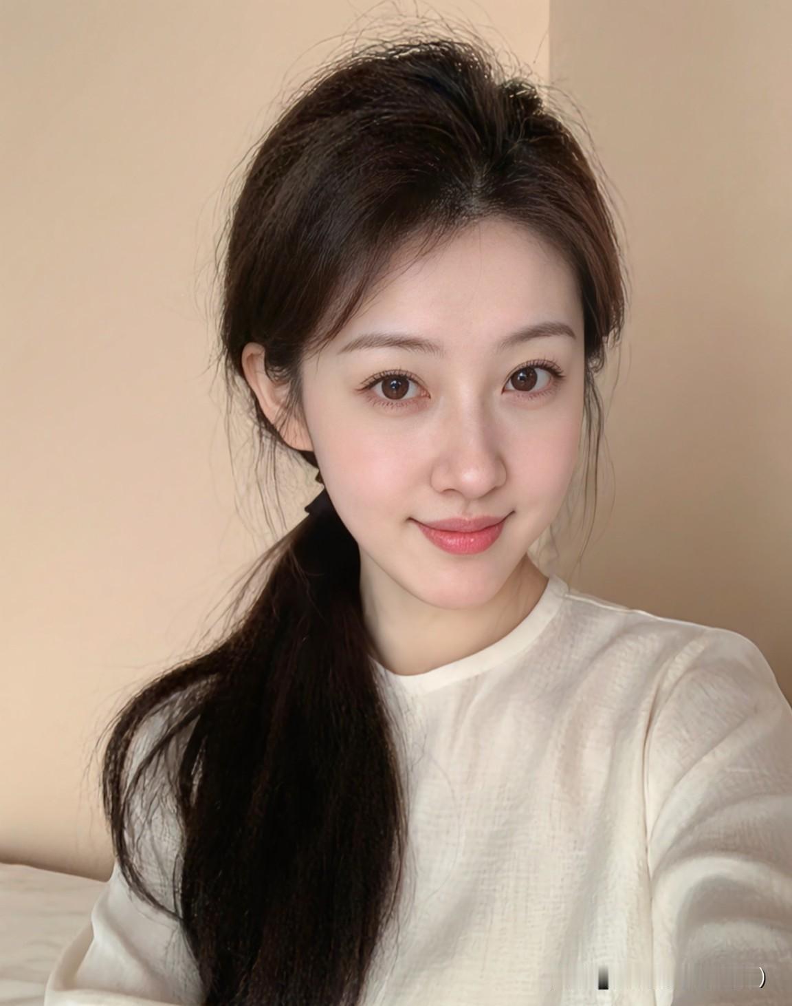 当有男人对你说，我养你这三个字时，说实话，第一反应肯定是感动和心动。这代