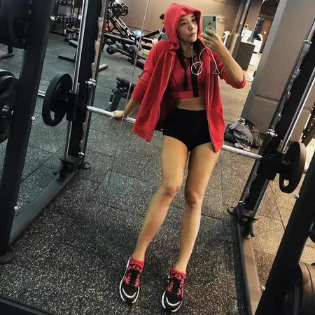 韩国最性感的健身教练, 33岁的女神, 却拥有20岁的身体