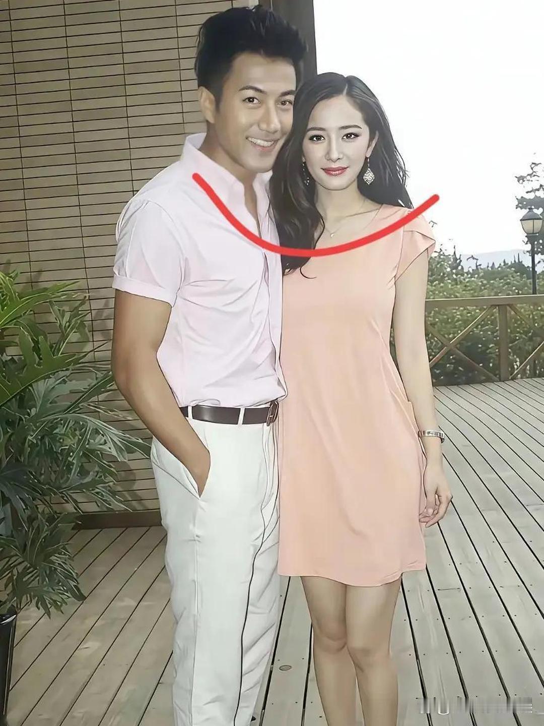 早期刘恺威和杨幂的照片，那时候杨幂是最漂亮的时期了