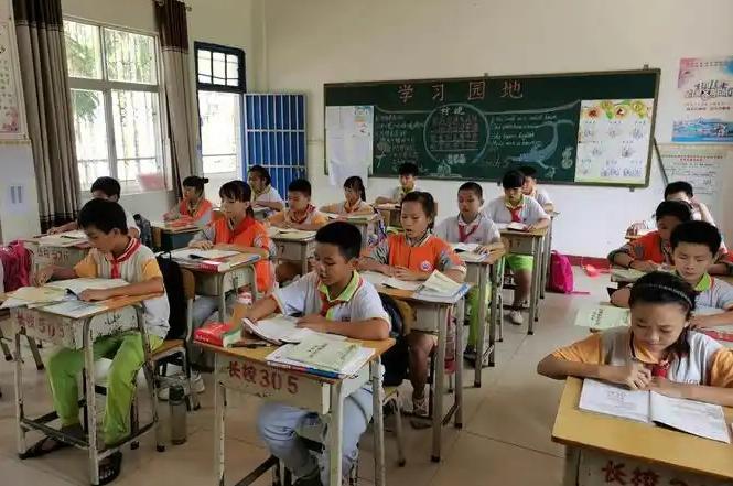 陪读多年才敢告诉你，小学的几个真相！1、小学择校距离大于名气，家长的作用大于