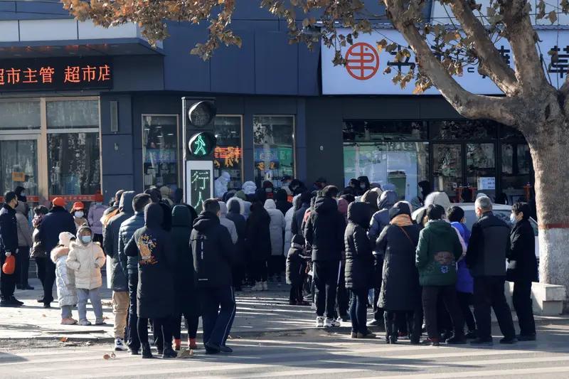 2026银行新规落地！5万取现不用登记了，但这3个坑千万别踩2026年刚开