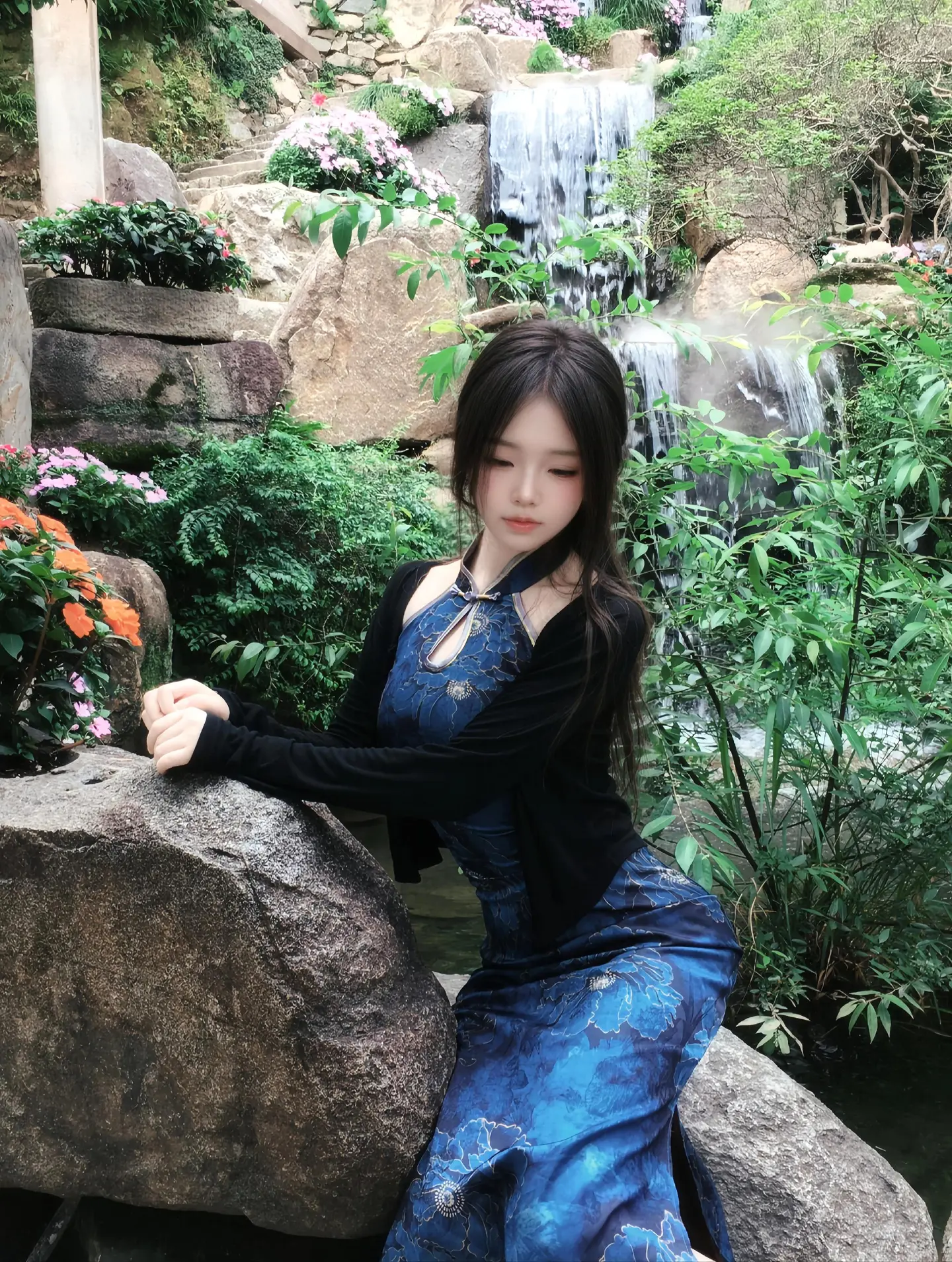 为何却断了情伤了心