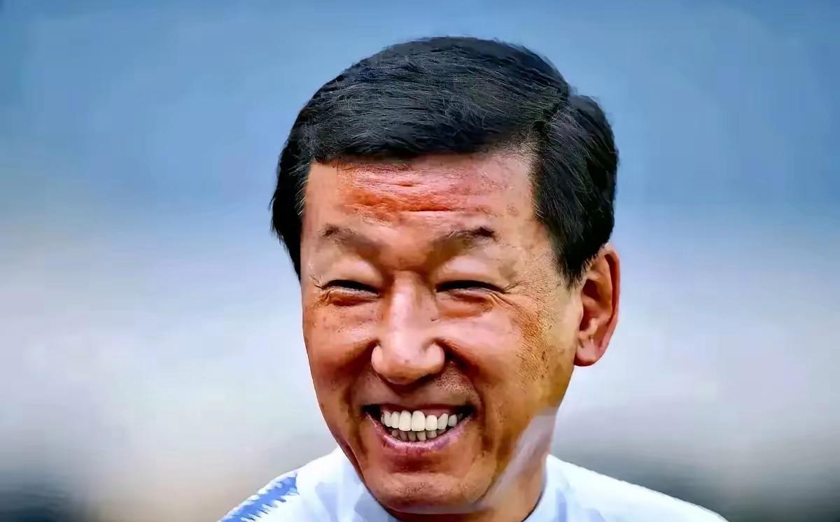中超前11轮各队主教练执教成绩排名第一名：徐正源（成都蓉城）第二名：斯卢茨基