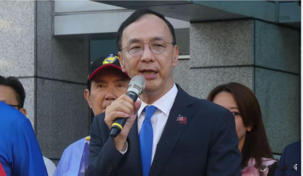 遭党主席候选人炮轰朱立伦：“骂我可以不要骂国民党”朱立伦这话一出来