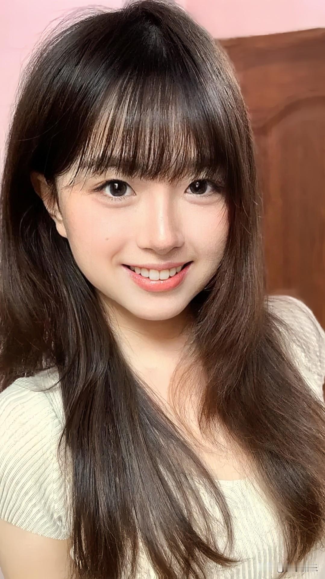 笑眼甜糯，发丝轻扬，漾着温柔，元气满格，解锁小姐姐美好一天✨分享甜美小姐姐随手拍