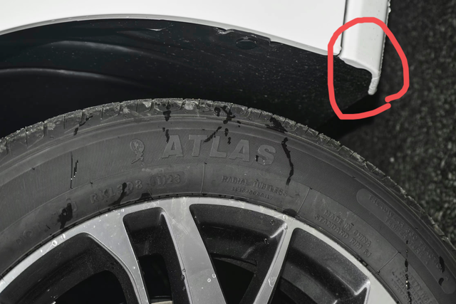 本人小白一个一直以来都非常关注帝豪这款车，去试驾感觉挺不错的，但是发现帝豪前轮