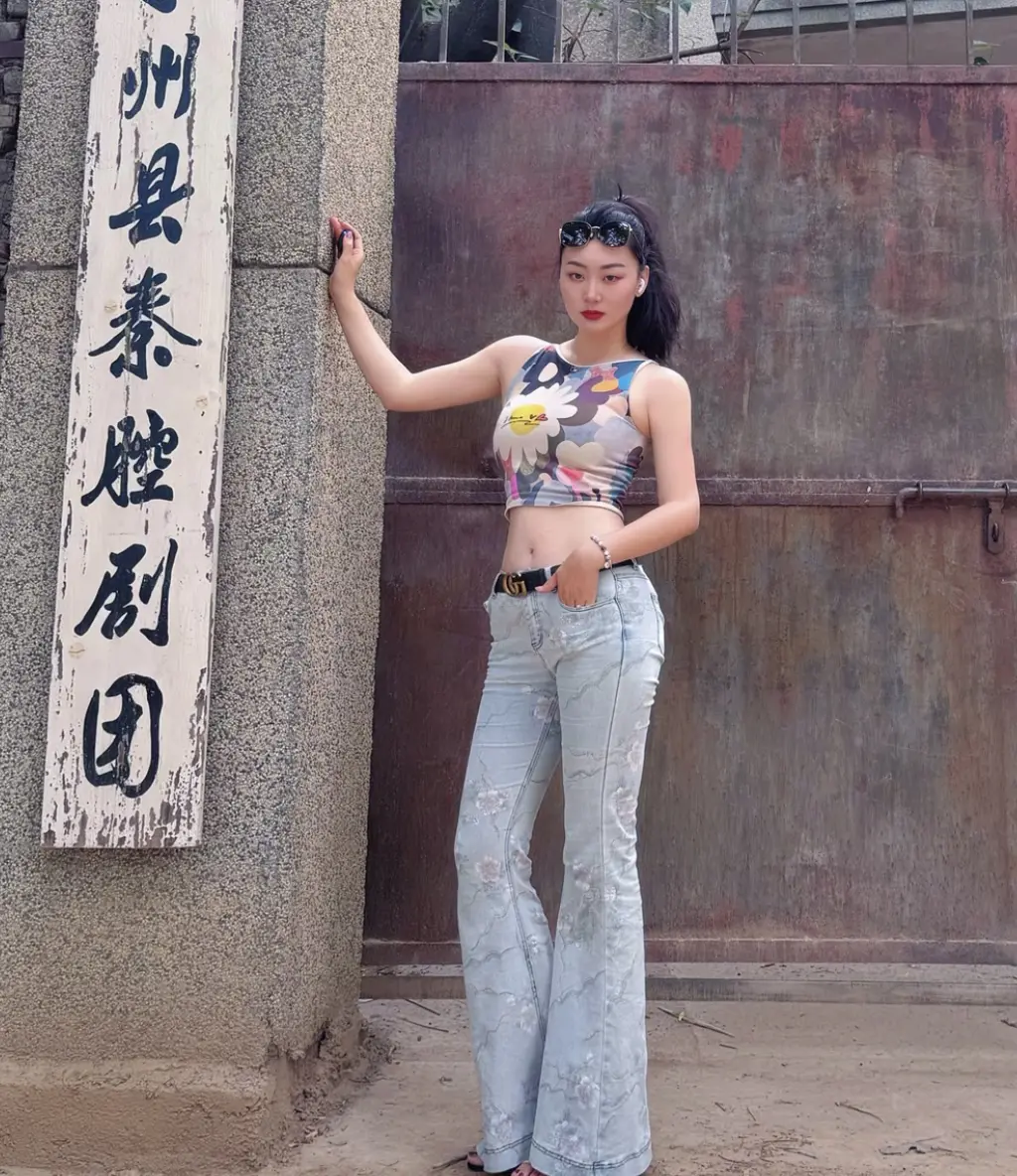 这身材唱戏是不是耽误了？
