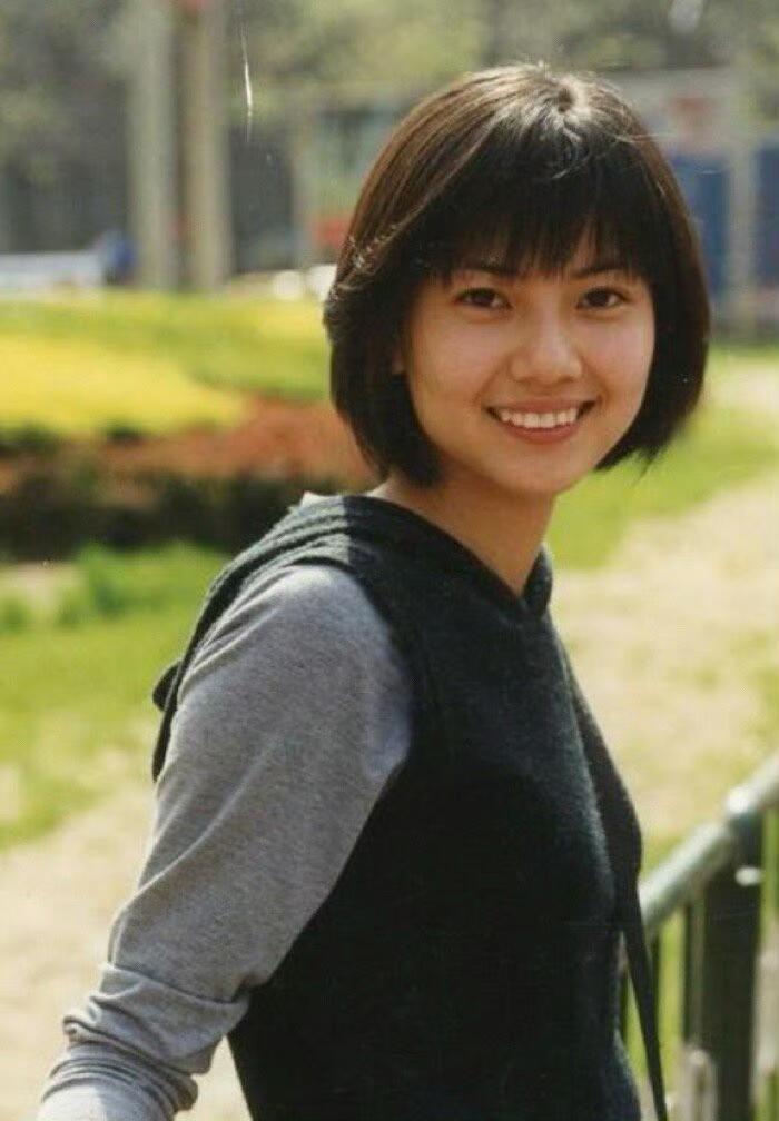 高圆圆的牙做得是真成功​​​
