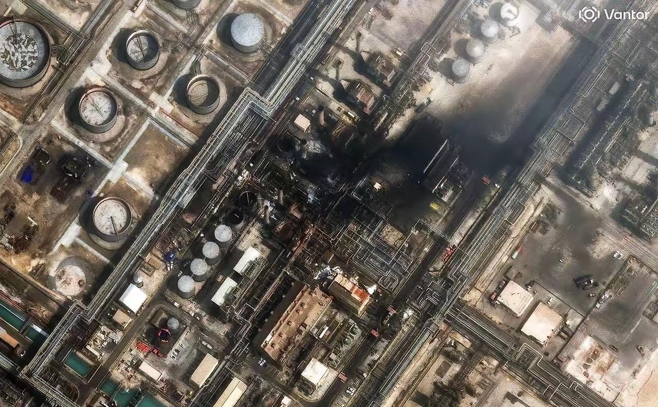 谁能想到？沙特阿美炼油厂被炸，全网矛头直指伊朗时，反转来得比油价暴涨还快！3