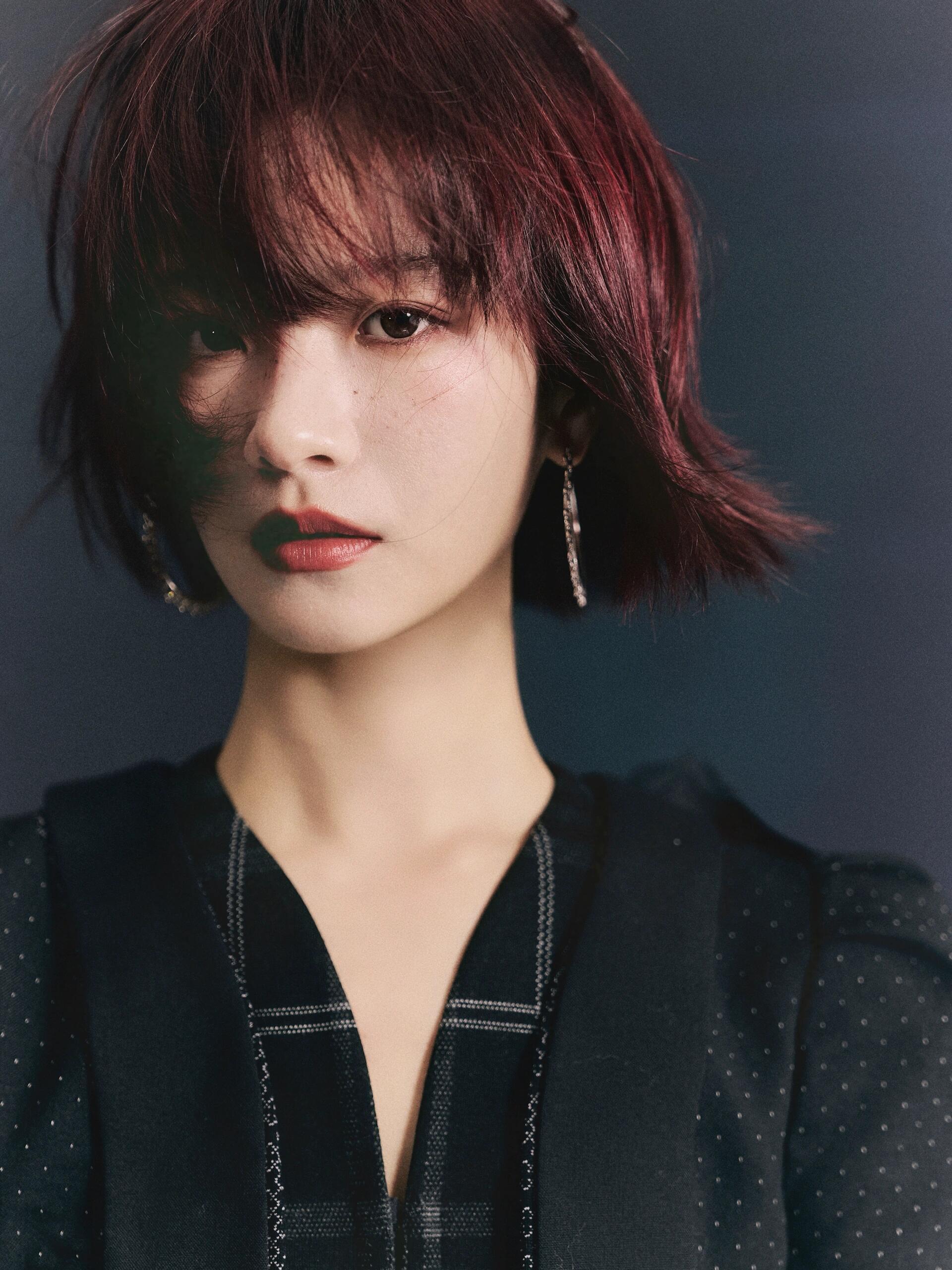 李庚希✖️暗夜玫瑰·红发酷感随性气质​​​