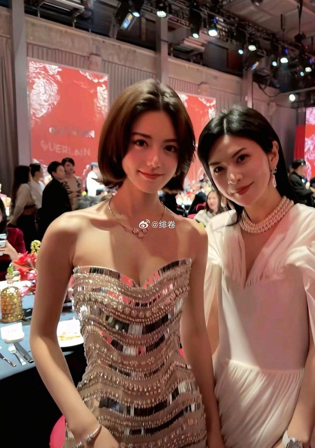 谁懂赵今麦长得好标致你完全不能用任何一种风格去形容她…..​​​