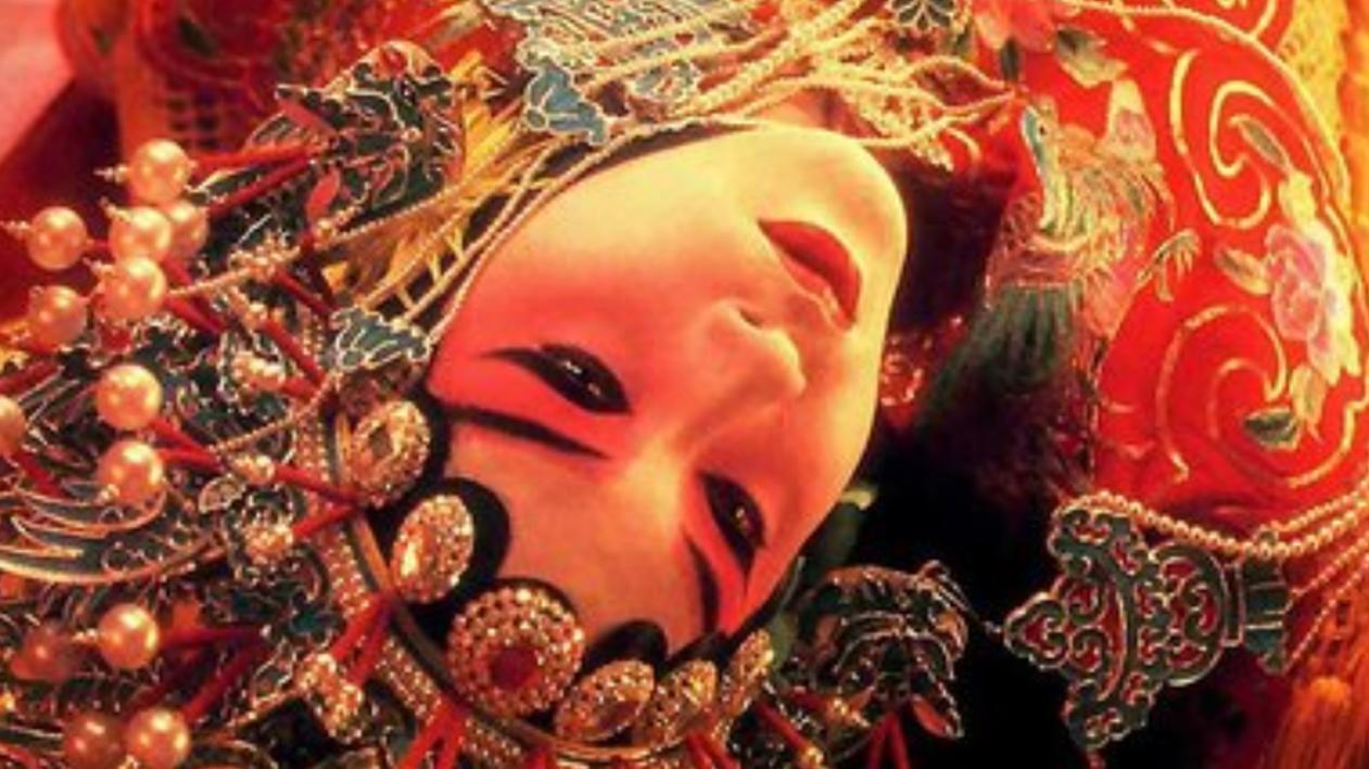 the-movie-farewell-my-concubine-the-distance-between-people-and-the