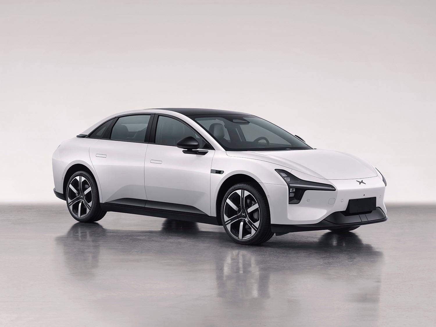 小鹏明年新车排满了，跟下饺子一样[doge][doge][doge]最新一期工信部申报目录显