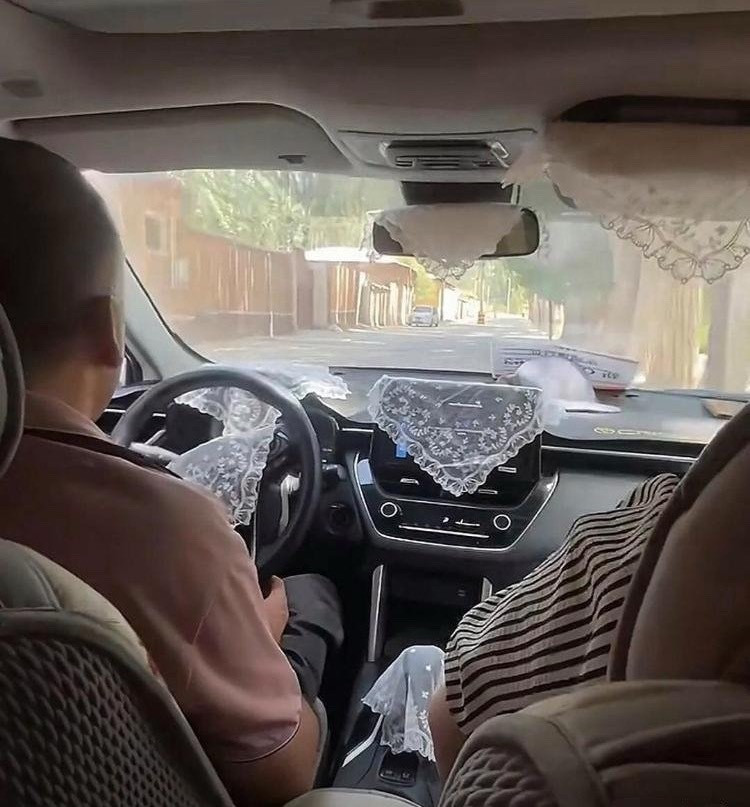 这是新疆的网约车