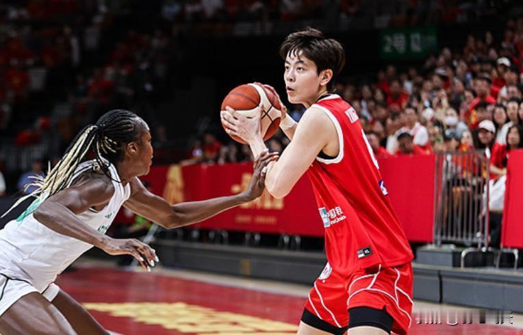 中国女篮迎来热身赛首胜当地时间8月29日，中国女篮欧洲热身赛，第三个对手是马里