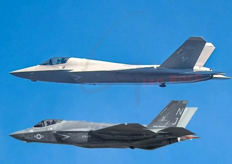 在同样约30吨的重量下，F-35（俗称“肥电”）与中国歼-35相比，在多项设计参