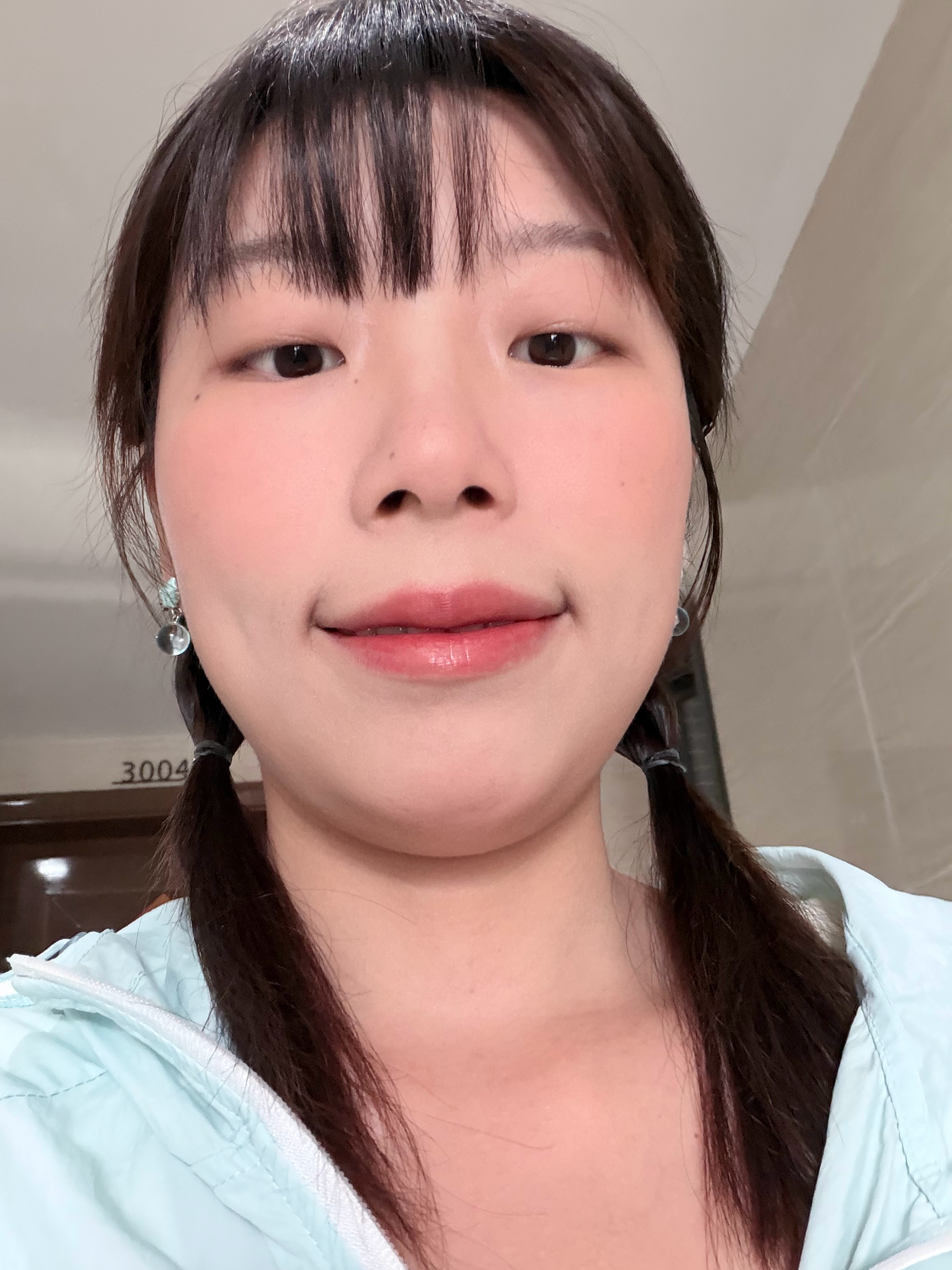 带着我的双下巴出门干活（先来碗牛肉粉[doge]​​​