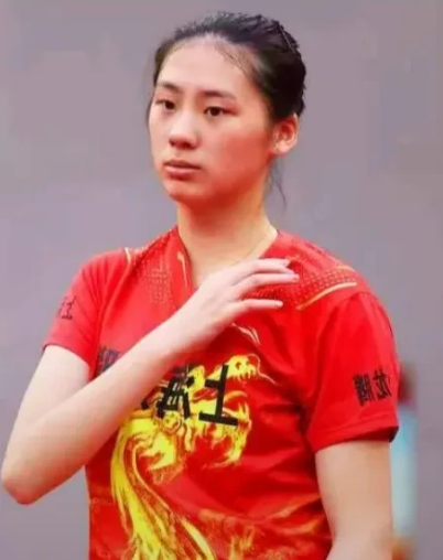 再创神奇！恭喜陈熠和朱雨玲会师决赛！大家非常关心的蒯曼和陈熠的这场内战，是以