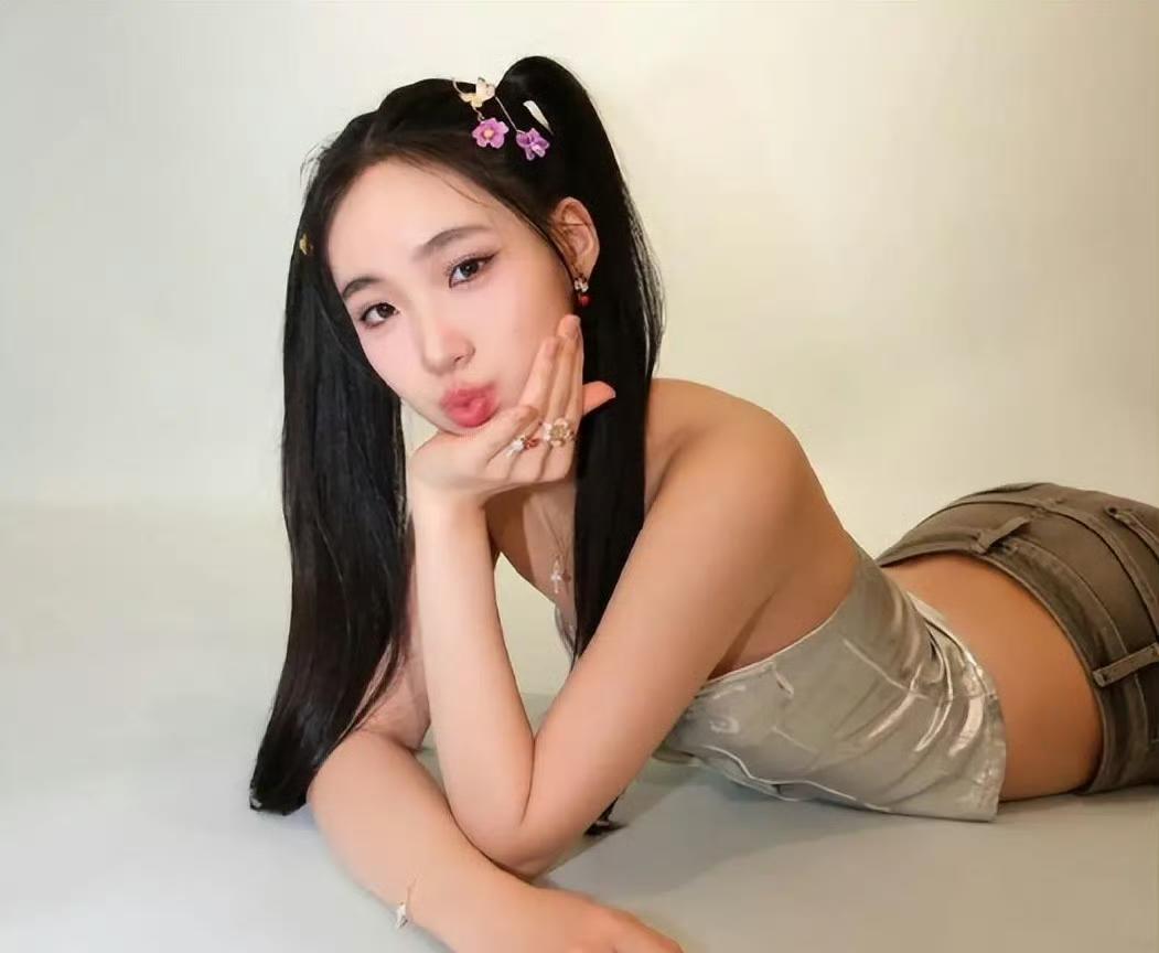 小S二女儿开始走可爱路线了吗？