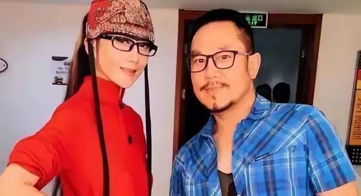 75岁身价百亿仍要守着杨丽萍，哪怕无名无分无儿女？刘淳晴的选择，戳破了多少婚姻的