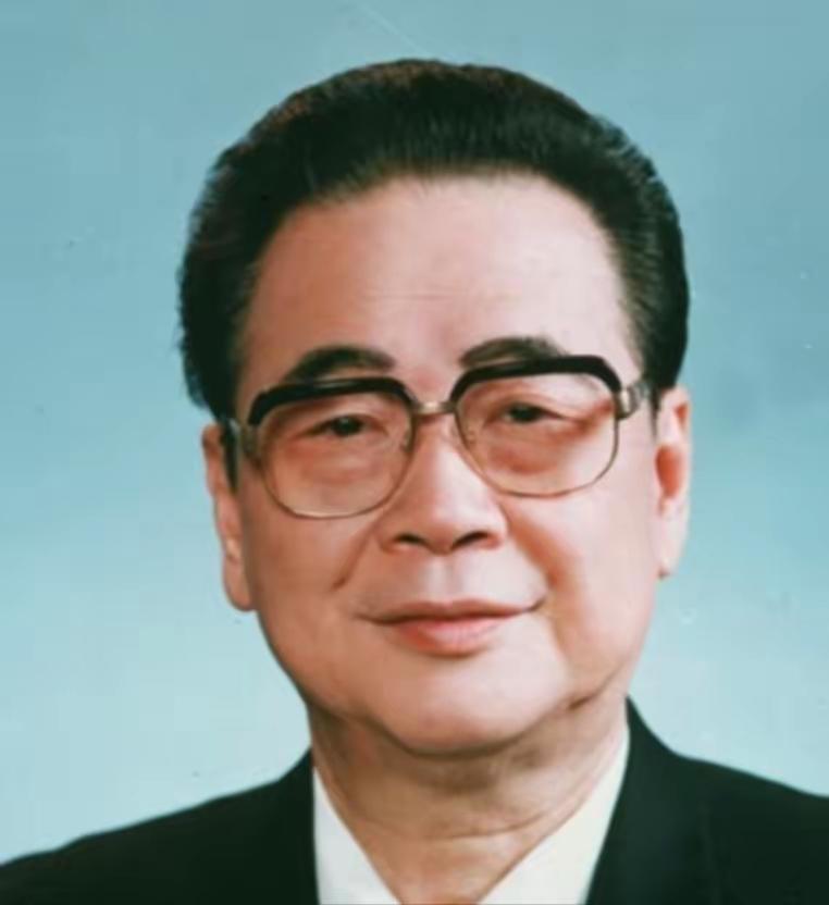 必须严肃纠正！关于邓颖超同志的这些史实绝不能混淆1992年7月18日中午12时