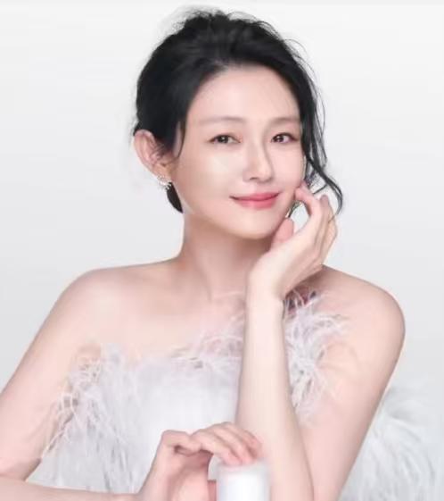 大S去世后，小S同意广告商依然用大S做广告，网友：代言费给孩子还是给谁？大S生