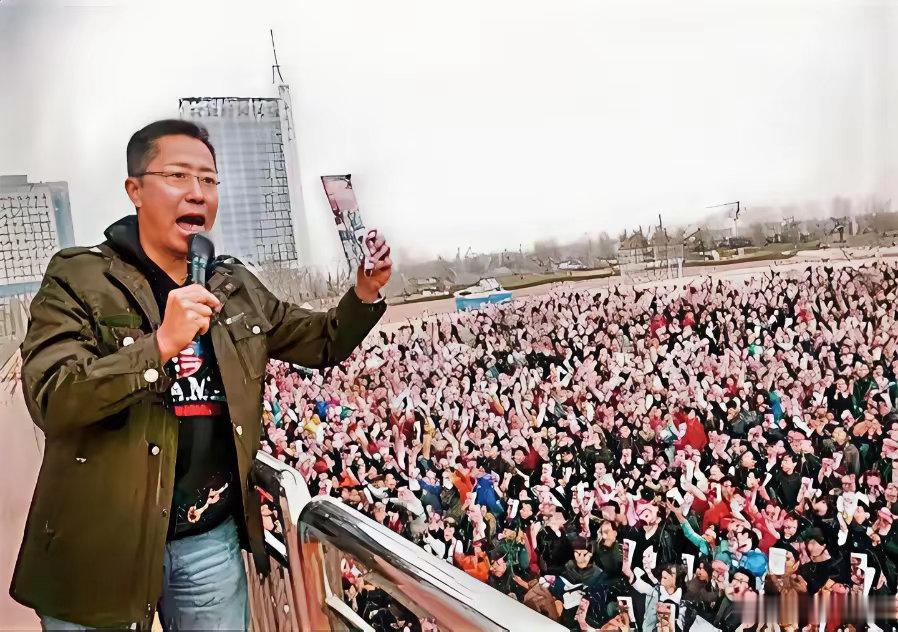 为什么李阳的疯狂英语不火了？一、因为李阳那套疯狂说英语的方法其实对很多人没有什么