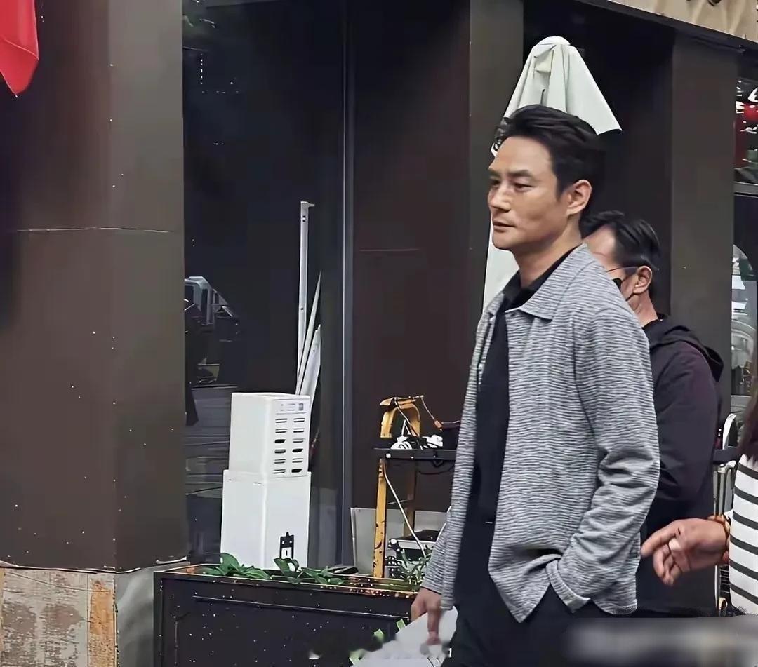 讲真，‍‎王凯对‎﻿自己的脸‍下手‏‏‌是真狠！​​​