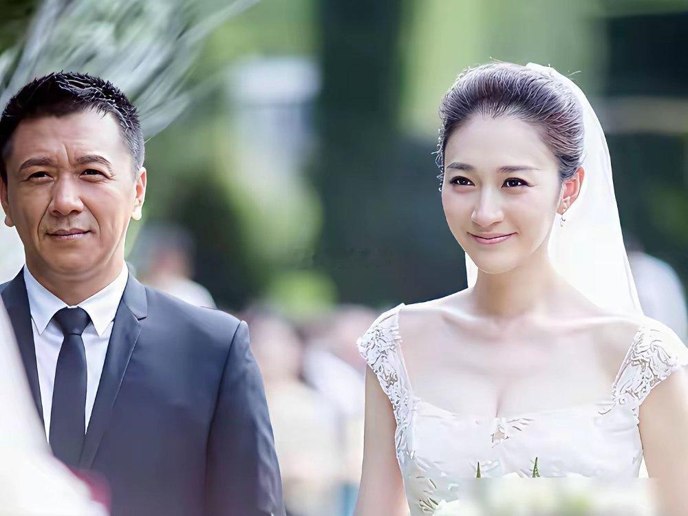 徐梵溪，为爱打掉两个孩子。2008年，她遇见徐佳宁。同居五年，两次流产，推掉外