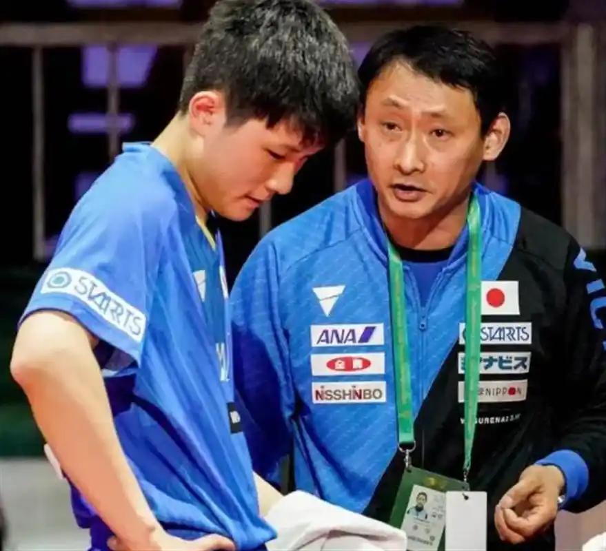 张本宇这步棋，终究是算错了！本想归化日本给孩子谋前程，结果赢球被骂，输球又被日本