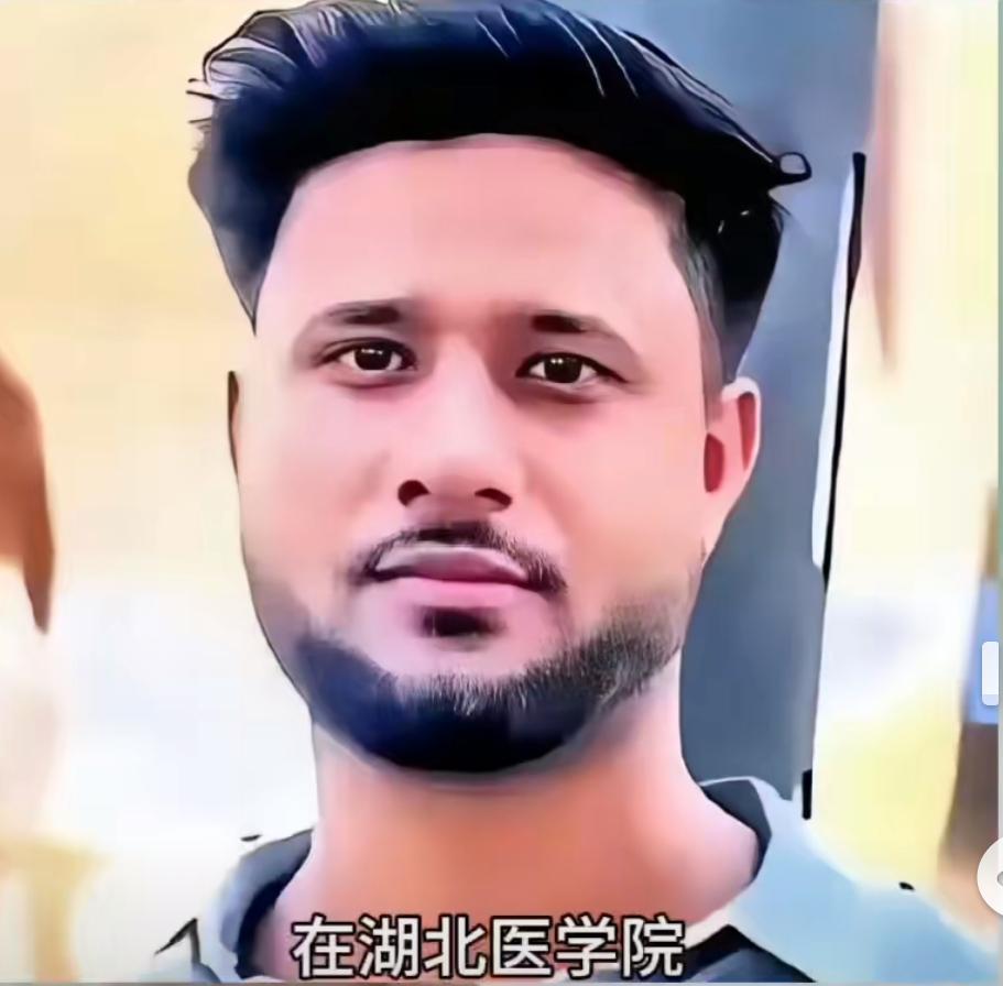 印度留学生samk在湖北医学院免费吃喝住，回国后开了很多账号抹黑中国吸粉百万，