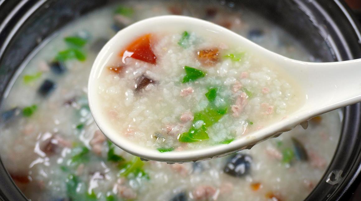 才早上6点半，我就气得手直哆嗦！这保姆我是真不干了！😡每天天不亮就起来给一家