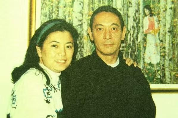 这是蒋万安的三婶蒋方智怡，她是蒋家唯一站在台面上的女人，是经常出现在公众眼中的人