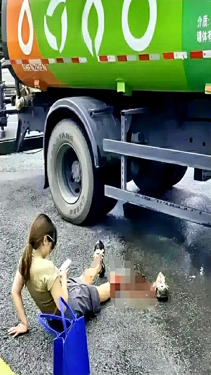 这个时候先发个朋友圈？