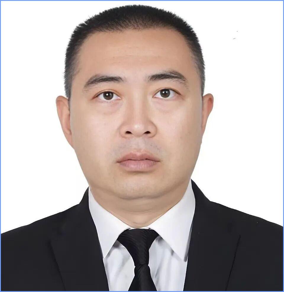 听贵阳市的朋友说，云岩区自然资源部门的老高上了热搜。上网查了下，他原来是贵阳市第