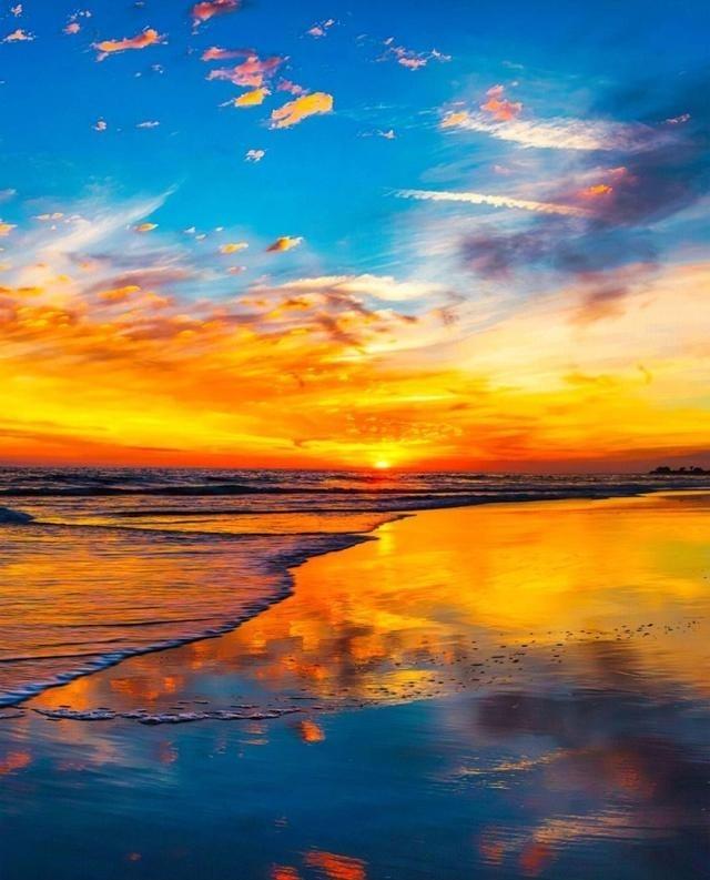 最美不过夕阳红！海边落日拍照技巧：手机和相机都能拍出波澜壮阔的极致壮美太阳还