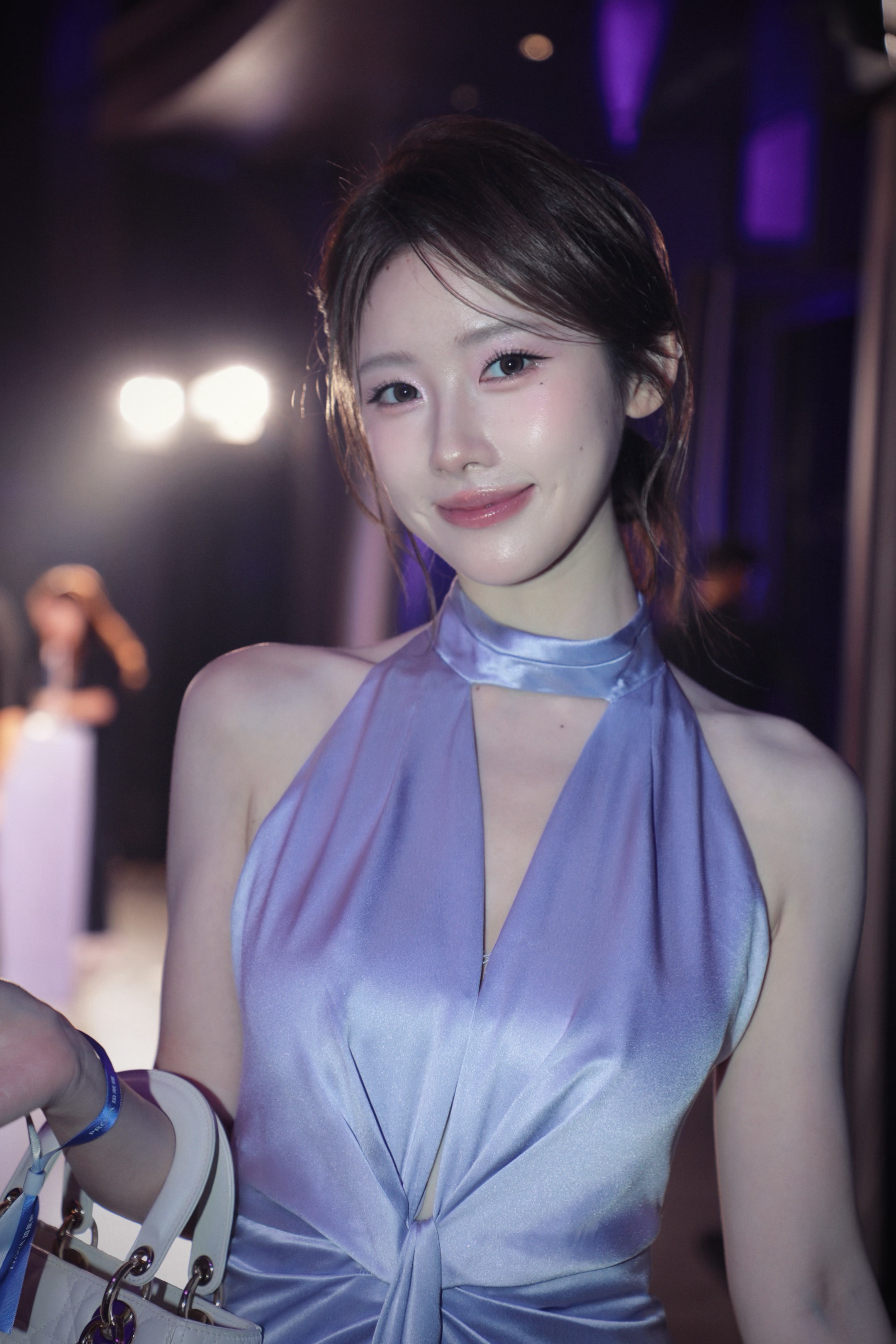 姐姐说穿紫色很有韵味～​​​
