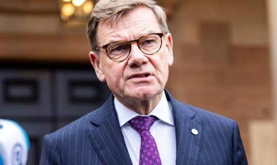 德国外长抛出“不等距论”，真是又犯糊涂了！2月2日，正在新加坡访问的德国外长