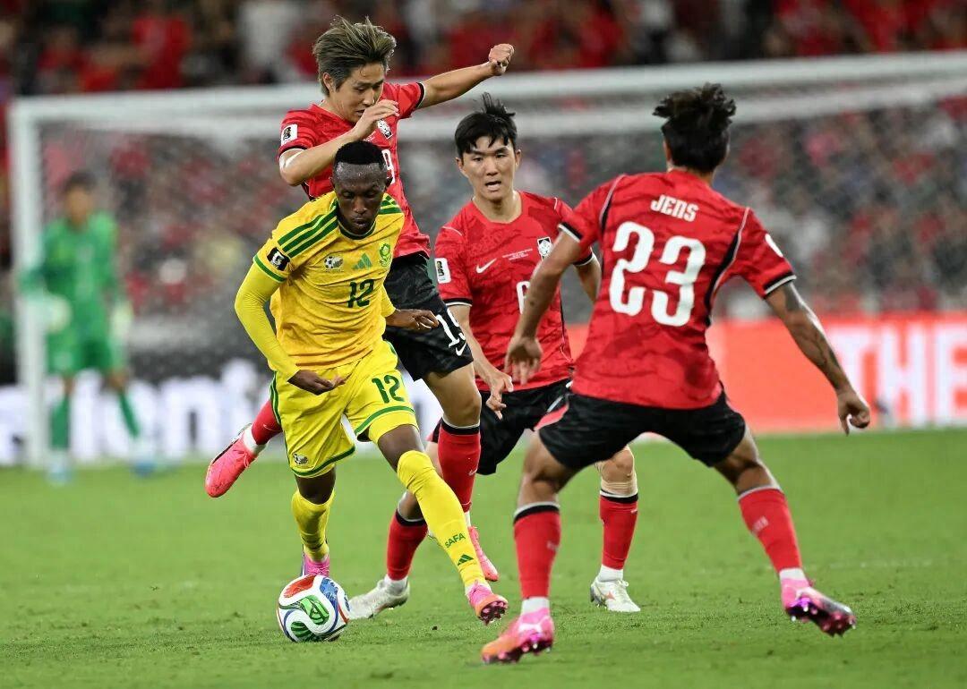 谁能想到，赛前还盘算着冲小组第二、甚至碰一碰东道主墨西哥头名的韩国队，如今会把自