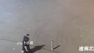 人欢无好事，悲剧了。传统年味正在回归，近期山西等多地明确解禁烟花爆竹，春节将重