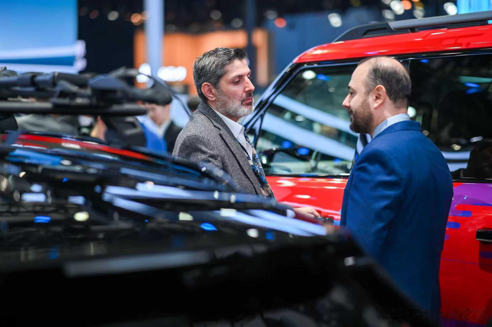 中国汽车出海顶流！奇瑞集团11月出口13.67万辆，同比增长30.3%，连续七月