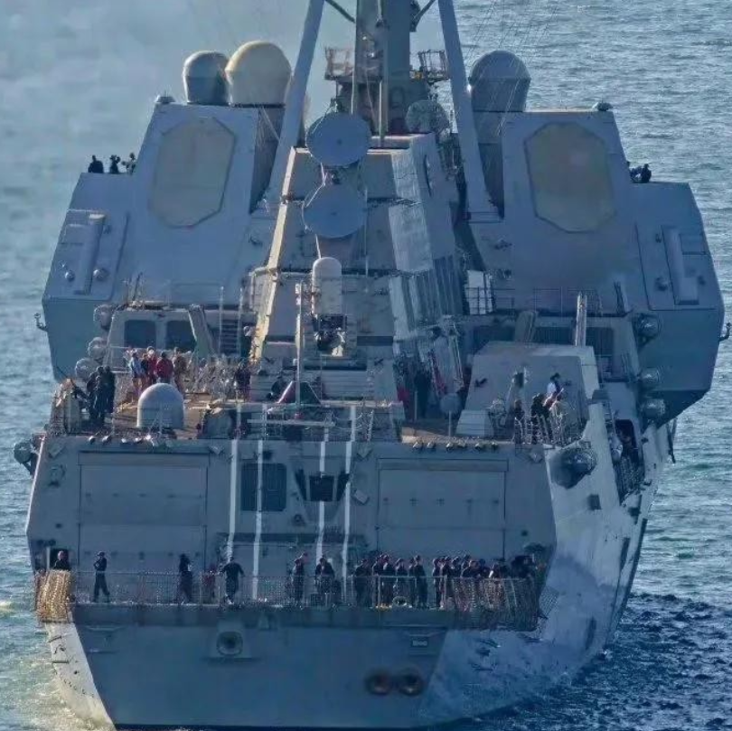 丑爆了！美军改造升级后的阿里<em>伯克</em>导弹<em>驱逐舰</em>胖得像一头猪！美军这<em>阿利伯克级驱逐</em>